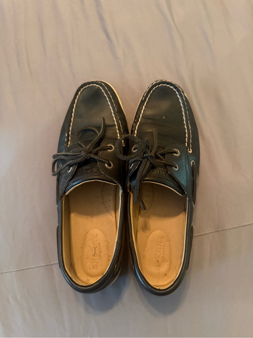 Sperry Black Leather Classic Boat Shoes with White Stitching